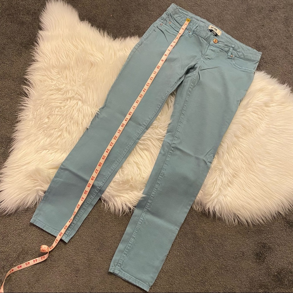 Robin’s Egg blue skinny jeans - Picture 9 of 9